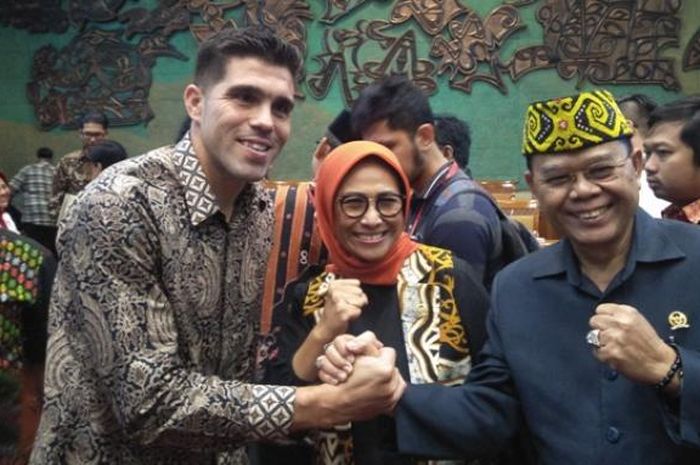 Bek Persib Bandung asal Brazil, Fabiano Beltrame, resmi menjadi WNI.