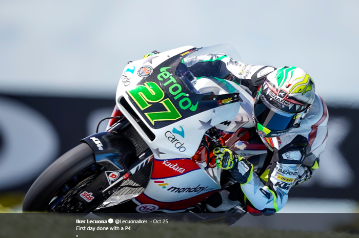 Pembalap Moto2 asal Spanyol, Iker Lecuona, saat sedang menjalani sesi latihan dalam rangkaian MotoGP Malaysia.