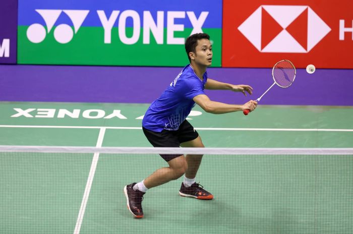 Pebulu tangkis tunggal putra Indonesia, Anthony Sinisuka Ginting, berlaga pada babak kedua Hong Kong Open 2019, Kamis (14/11/2019).