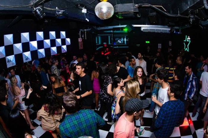 Gadis 19 Tahun Mendadak Terbaring Dan Melahirkan Saat Dugem Sempat Ditolak Tim Medis Tak Disangka Bayinya Bikin Orang Tercengang Dan Dapat Hal Ini Gratis Seumur Hidup Semua Halaman Pop Grid Id