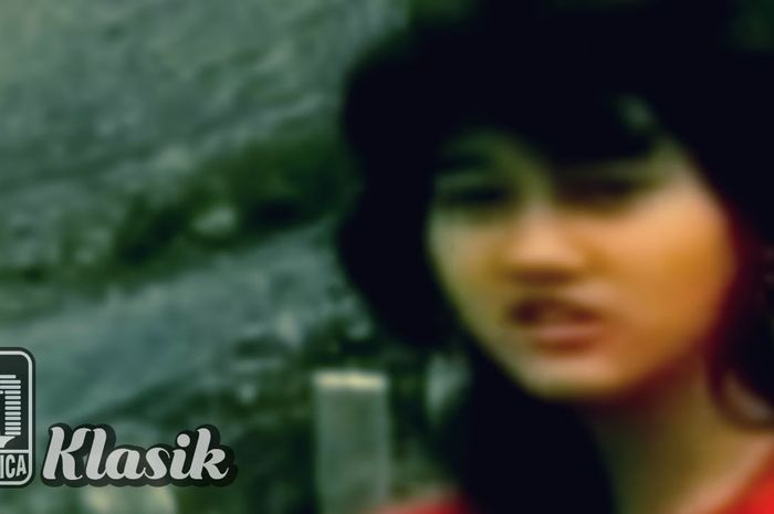 Lirik Lagu dan Chord Gitar 'Seberkas Sinar' - Nike Ardilla ...