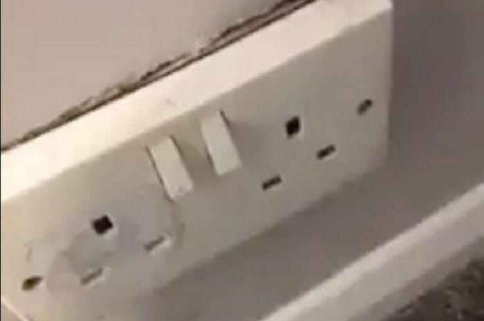 2 Tahun Tempati Sebuah Rumah, Stop Kontak Ini Tak Pernah Bisa Digunakan