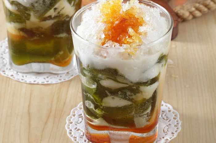 es cincau minuman menyegarkan (Sajian Sedap)