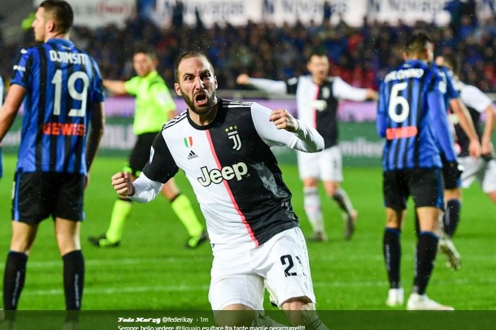 Juventus berencana melepas penyerang mereka, Gonzalo Higuain, jika ada klub yang berani membayar 18 juta euro (sekitar Rp 290 miliar).