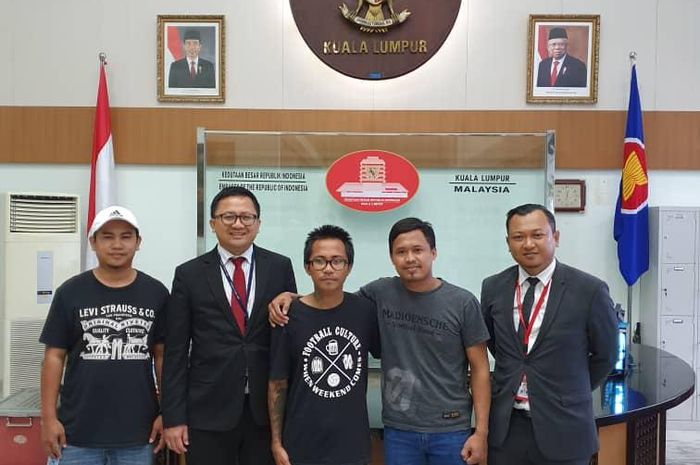 Andreas Setiawan yang sempat ditahan Polis Diraja Malaysia (PDRM) terkait dugaan teror bom di media sosial telah dibebaskan pada Kamis (28/11/2019).