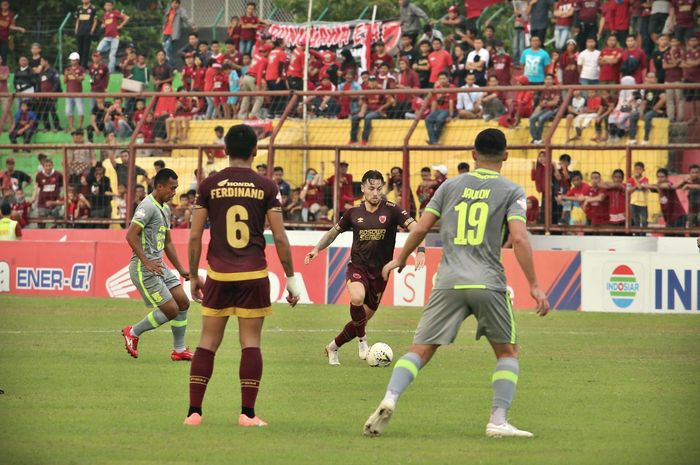Laga antara PSM Makassar dan Borneo FC di pekan ke-30 Liga 1 2019 pada Senin (2/12/2019) di Stadion Andi Mattalatta, Makassar