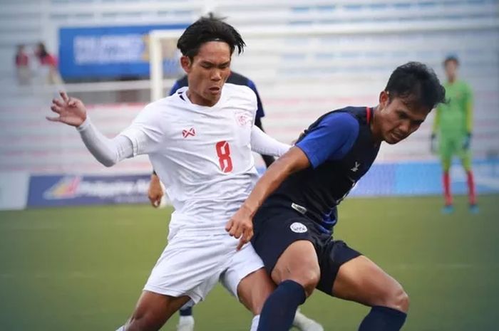 Suasana pertandingan timnas U-22 Kamboja melawan Myanmar dalam laga perebutan tempat ketiga SEA Games 2019 di Stadion Rizal Memorial, Selasa (10/12/2019).