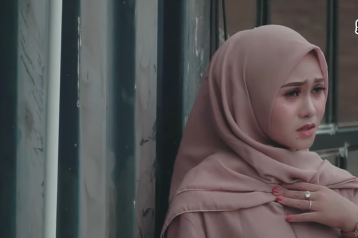 Chord Gitar Betapa Hancur Hati - Kunci Gitar Hanya Rindu Lirik - Kunci