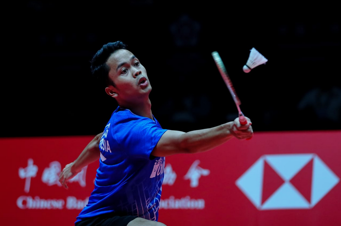 Pebulu tangkis Indonesia, Anthony Sinisuka Ginting berhasil melaju ke final BWF World Tour Finals 2019 setelah menumbangkan Chen Long (China) di Tianhe Gymnasium, Guangzhou, China, Sabtu (14/12/2019).