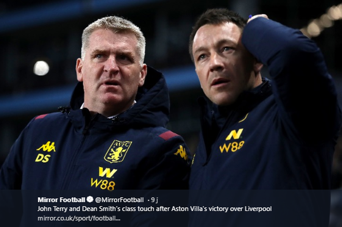 Pelatih Aston Villa, Dean Smith (kiri), dan asistennya, John Terry, mengunjungi ruang ganti Liverpool usai laga perempat final Carabao Cup Rabu (18/12/2019) dini hari.