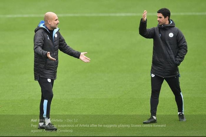 Pep Guardiola dan Mikel Arteta (kanan) dalam sesi latihan Manchester City.