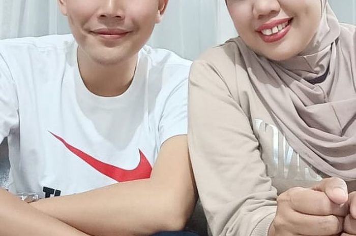 Tampil Beda Setelah Potong Gigi Demi Pacar Elly Sugigi Mengaku Tak Mau Lagi Pasangannya Direbut Orang Saya Perbaiki Diri Agar Pacar Tidak Kabur Semua Halaman Nakita