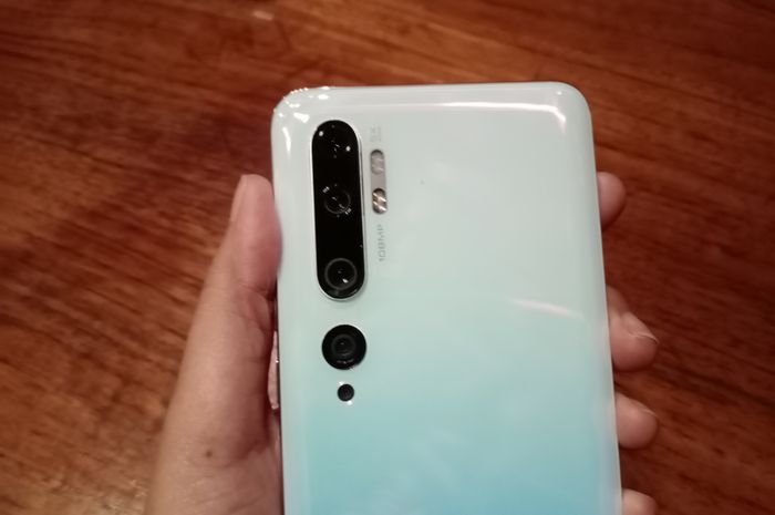 Penta Kamera pada Mi Note 10 Pro.