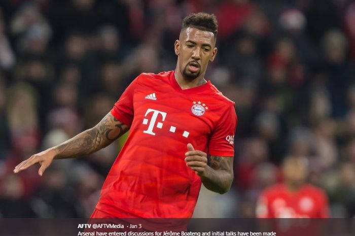 Bek tengah Bayern Muenchen, Jerome Boateng, dilaporkan menjadi incaran serius Arsenal.