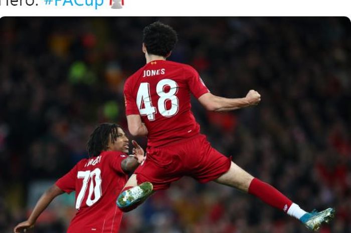 Pemain Liverpool, Curtis Jones, merayakan gol ke gawang Everton dalam laga babak ketiga Piala FA di Stadion Anfield, Minggu (5/1/2020).