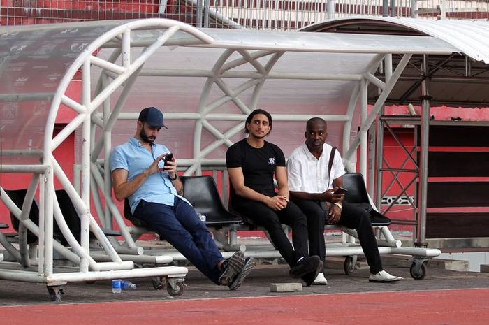 Mahmoud Eid hadir pada sesi latihan perdana di Stadion Gelora Delta, Sidoarjo, Senin (6/1/2020).
