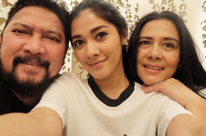 Jadi Mak Comblang Jamal Mirdad Rano Karno Justru Sempat Tarik Salam Perkenalan Untuk Lydia Kandou Salamnya Diubah Untuk Marissa Haque Saja Semua Halaman Wiken