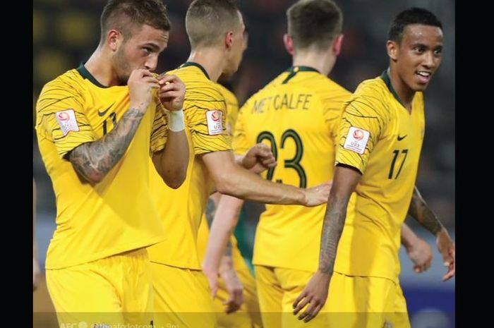 Reno Piscopo (kiri) mencetak gol timnas U-23 Australia ke gawang Irak dalam partai Grup A Piala Asia U-23, 8 Januari 2020.