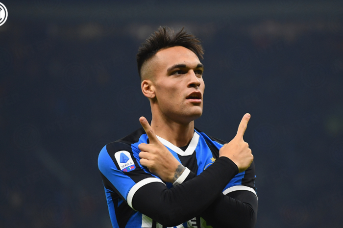 Selebrasi Lautaro Martinez setelah berhasil membobol gawang Atalanta di pertandingan pekan ke-19 Liga Italia, Sabtu (11/1/2020) atau Minggu dini hari WIB.