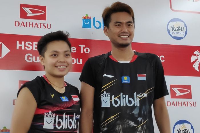 Pasangan ganda campuran Indonesia, Tontowi Ahmad/Apriyani Rahayu, setelah menjalani babak kualifikasi Indonesia Masters 2020 di Istora Senayan, Jakarta, Selasa (14/1/2020).