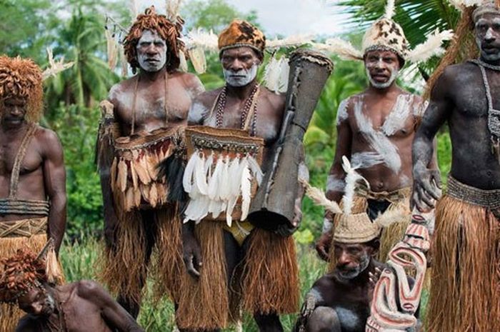 Pada notasi angka lagu yamko rambe yamko nada yang digunakan adalah