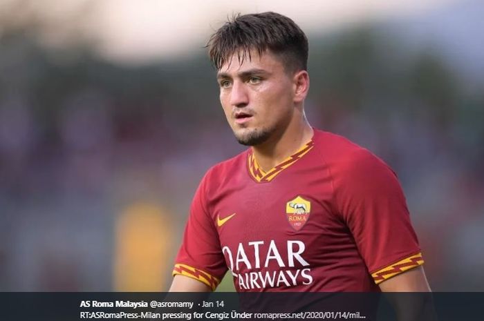 Winger AS Roma, Cengiz Uender, dilaporkan menjadi bidikan AC Milan.