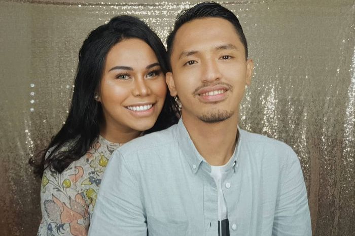 Kisah Cintanya dengan Duda Hebohkan Dunia Maya, Stasya, Transgender