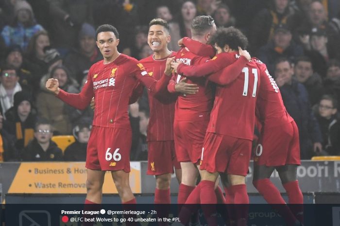 Para pemain Liverpool merayakan gol Jordan Henderson yang dicetak ke gawang Wolverhampton Wanderers pada pertandingan Liga Inggris ke-24, Kamis (23/1/2020).