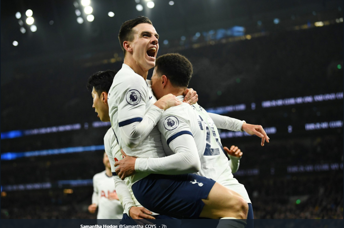 Winger Tottenham Hotspur, Giovani Lo Celso, saat merayakan golnya Dele Alli dipertandingan Piala FA ronde ketiga melawan MIddlesbrough,  pertengahan Januari lalu.