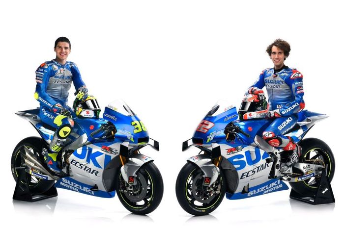 Pembalap Suzuki, Joan Mir (kiri) dan Alex Rins (kanan) saat peluncuran tim untuk MotoGP 2020, Malaysia (6/2/2020)