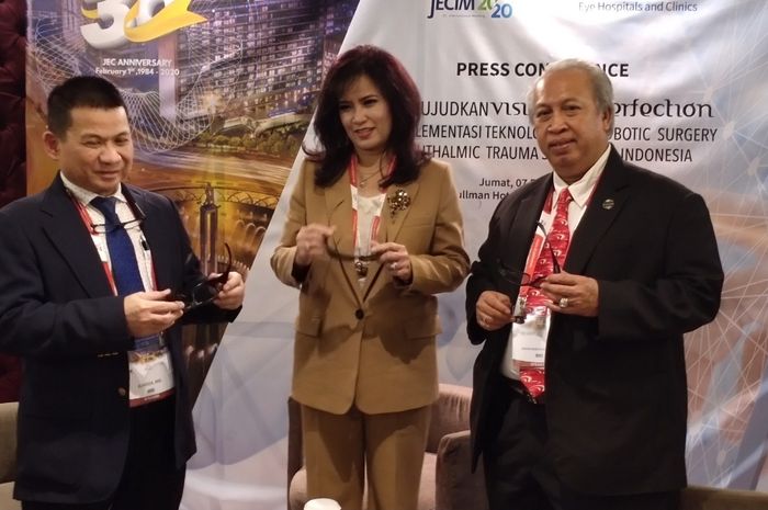 Munculnya Teknologi SemiRobotic Surgery Untuk Mempermudah