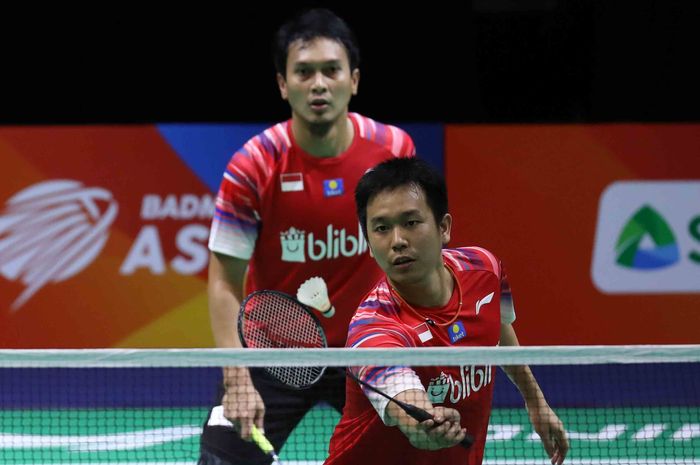 Pasangan ganda putra Indonesia, Mohammad Ahsan/Hendra Setiawan, tampil pada Kejuaraan Beregu Asia 2020 di Manila, Filipina, Jumat (14/2/2020)