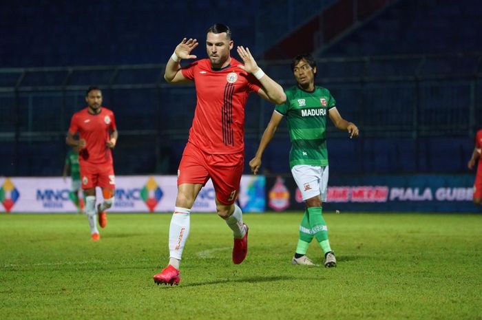 Selebrasi Marko Simic saat mencetak gol untuk Persija Jakarta pada laga kontra Madura United di semifinal Piala Gubernur Jatim 2020.