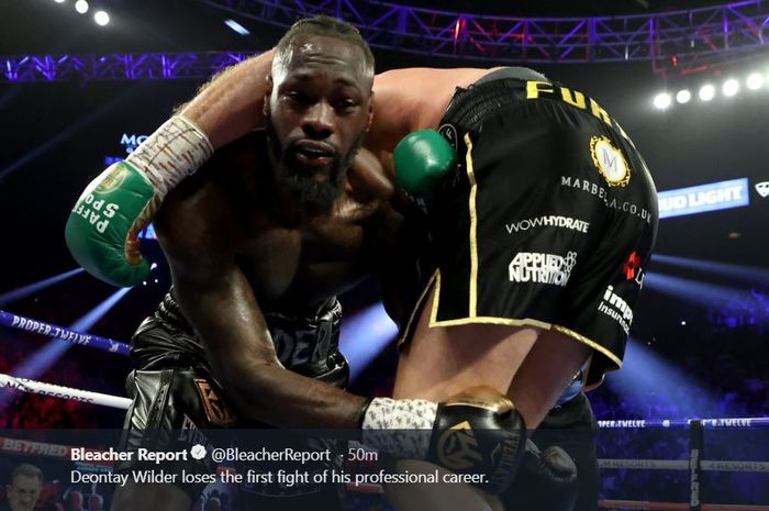 Deontay Wilder saat kepayahan menghadapi Tyson Fury, 23 Februari 2020.