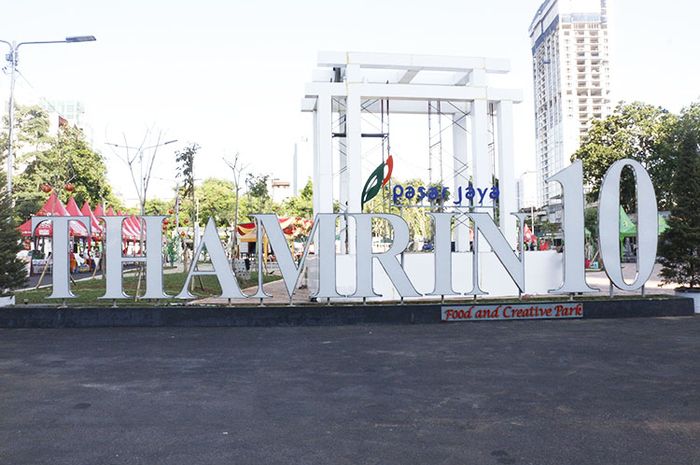Thamrin 10 is a hippest culinary hub located on M.H Thamrin Street, Central Jakarta.