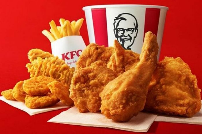 KFC Lagi Mencari Taster Ayam Profesional Nih, Muka Pemenang Siap