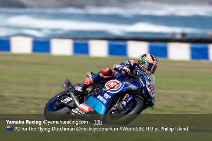 Pembalap Pata Yamaha, Michael van der Mark, pada sesi race 1 WSBK Australia 2020, Sabtu (29/2/2020)