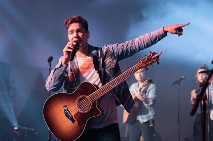 Chord dan Lirik Lagu ‘Don’t Give Up On Me’ milik Andy Grammer - Sonora.id