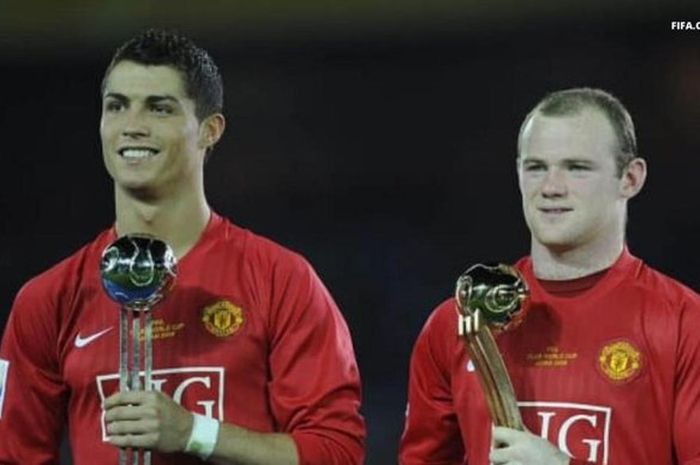 Ekspresi Cristiano Ronaldo dan Wayne Rooney saat berseragam Manchester United.