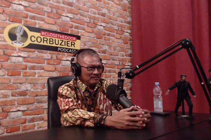 Deddy Corbuzier pada Selasa (17/3/2020) mengundang jubir Yurianto
