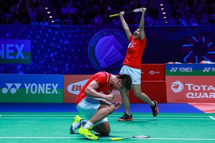 Praveen Jordan/Melati Daeva Oktavianti setelah memastikan raihan gelar All England Open 2020.