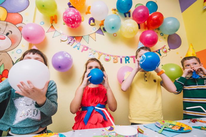 Suara Kita Berubah Setelah Menghirup Balon Helium, Kenapa Bisa Begitu