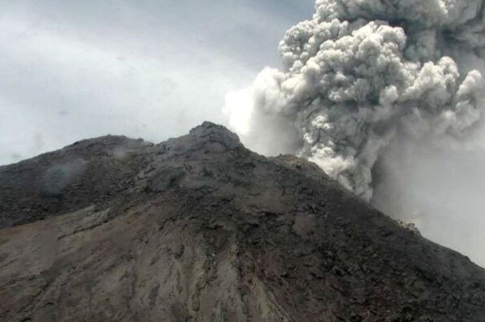 BREAKING NEWS Gunung Merapi Meletus Lagi, Tinggi Kolom Abu Sampai 6.