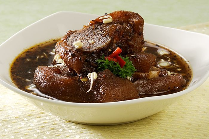 Kikil Bumbu Rawon