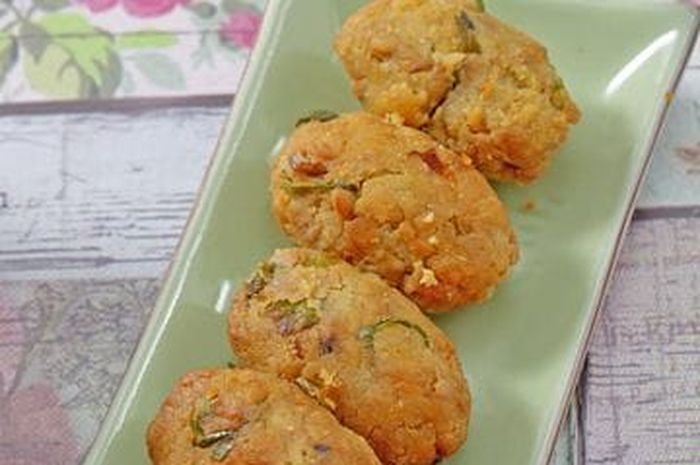 Crispy and salty Mendo Tempe suitable for snack or side dish