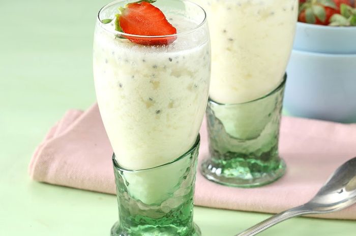 Yakult Selasih Puding (grid.id)