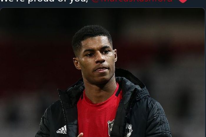 Striker Manchester United, Marcus Rashford, mengumpulkan dana sebesar 20 juta pounds untuk membantu anak sekolah di Inggris.