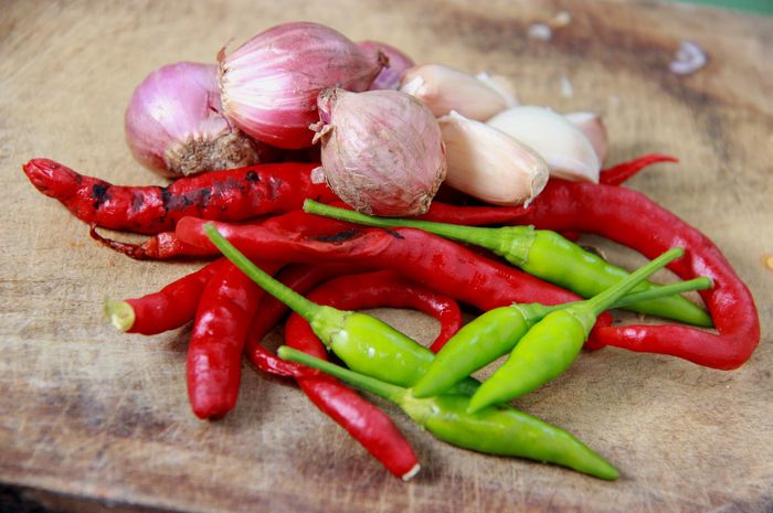 7 Sambal Khas Indonesia yang Membuat Makan jadi Enak, Pencinta Sambal