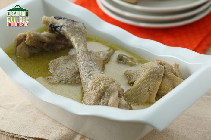 Resep Opor Ayam Gurih Kelapa