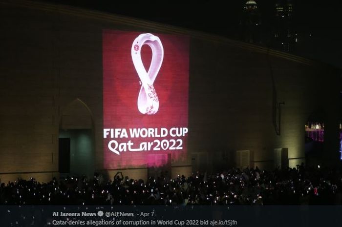 Pandemi COVID-19 dinilai berpotensi mempengaruhi Piala Dunia Qatar yang akan digelar tahun 2022 mendatang.